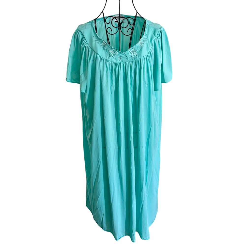 Vintage 80's Miss Elaine Classics Embroidered Flutter Sleeve Nightgown Aqua 1X
